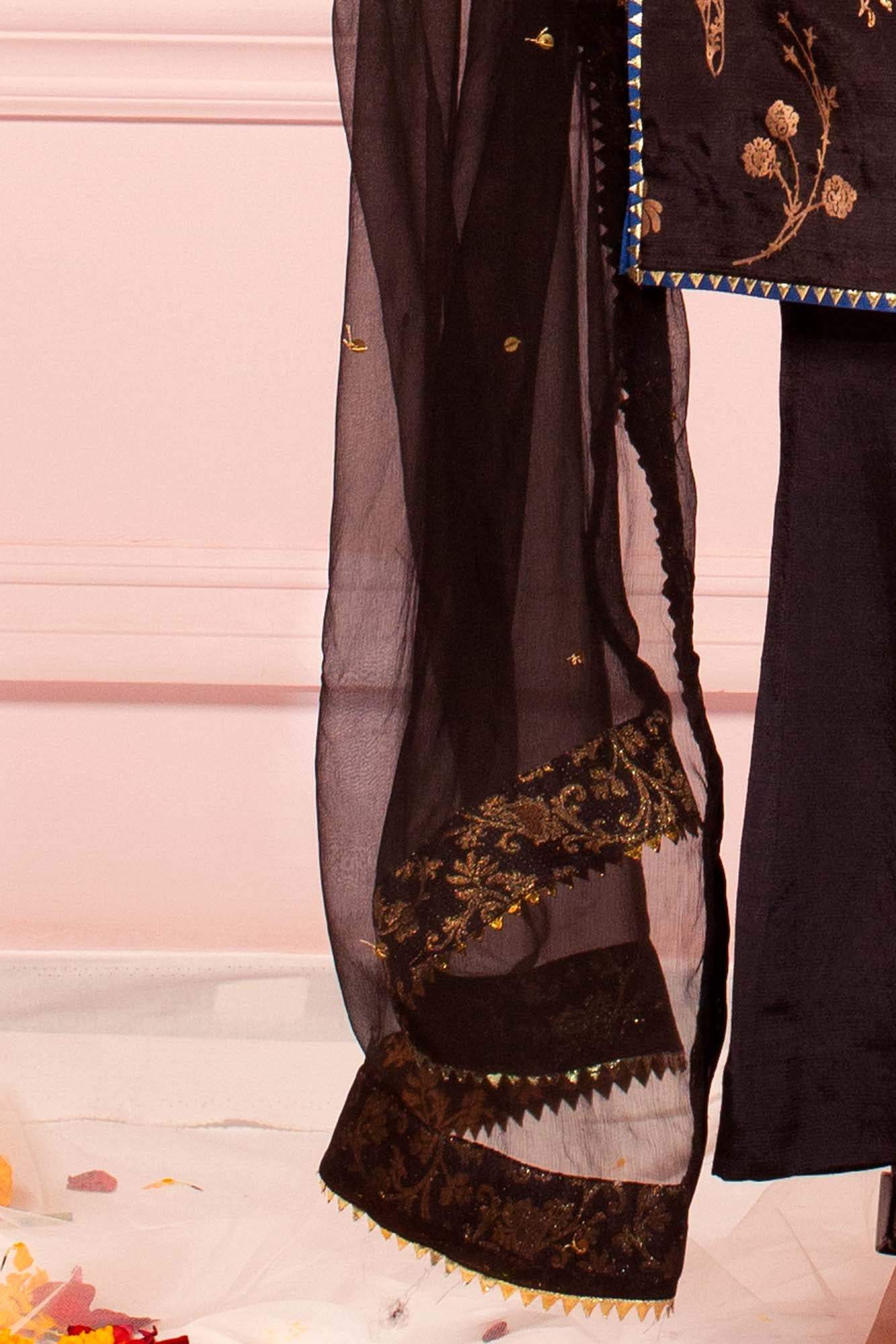 Zaaviay New Arrivals